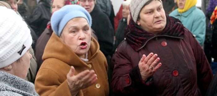 Жители оккупированного Донбасса обвинили Россию в предательстве и ненавидят "Л/ДНР": Cеть поразил рассказ о реальных настроениях людей на Донбассе