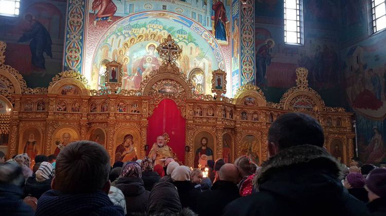 Московский патриархат стремительно теряет приходы в Украине: общины массово переходят в ПЦУ – впечатляющие цифры