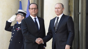 Владимир Путин первым прилетел в Париж на встречу "нормандской четверки" 