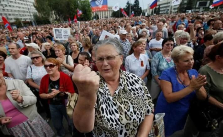 "Осенью в "ДНР" все подорожает в два раза", - жителей ОРДЛО предупредили о новом витке оккупации