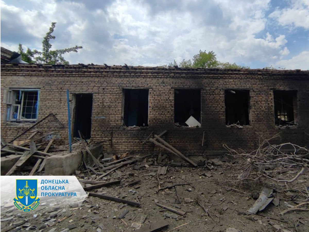 Последствия очередного удара армии РФ по Донетчине: есть раненые и много разрушений – Нацполиция