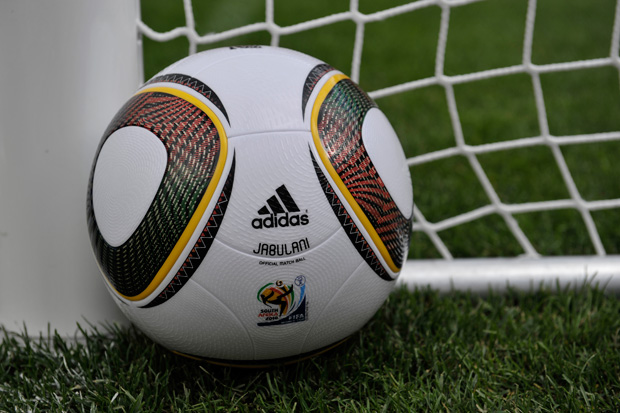 Adidas и ФИФА могут прекратить сотрудничество