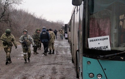 Крупный переполох в "ДНР": боевики срочно эвакуируют местных жителей, угрожая обстрелом