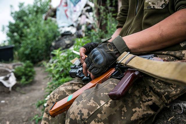 История о раненом бойце ВСУ растрогала Сеть: волонтер показала фото Героя Украины
