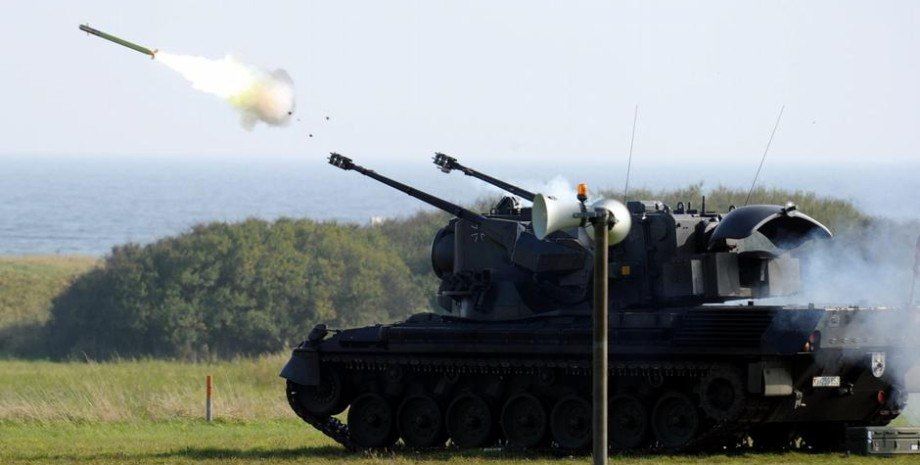 ​В Украину прибыли первые САУ Gepard от Германии и боевые танки Twardy от Польши