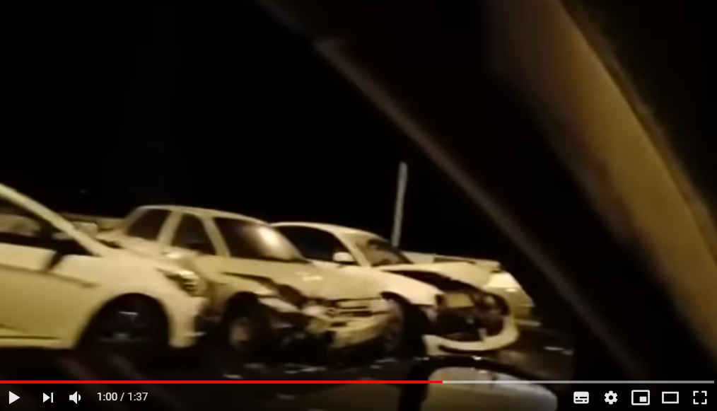 Крымский мост парализован, движение заблокировано: очевидец показал видео начала крупных проблем