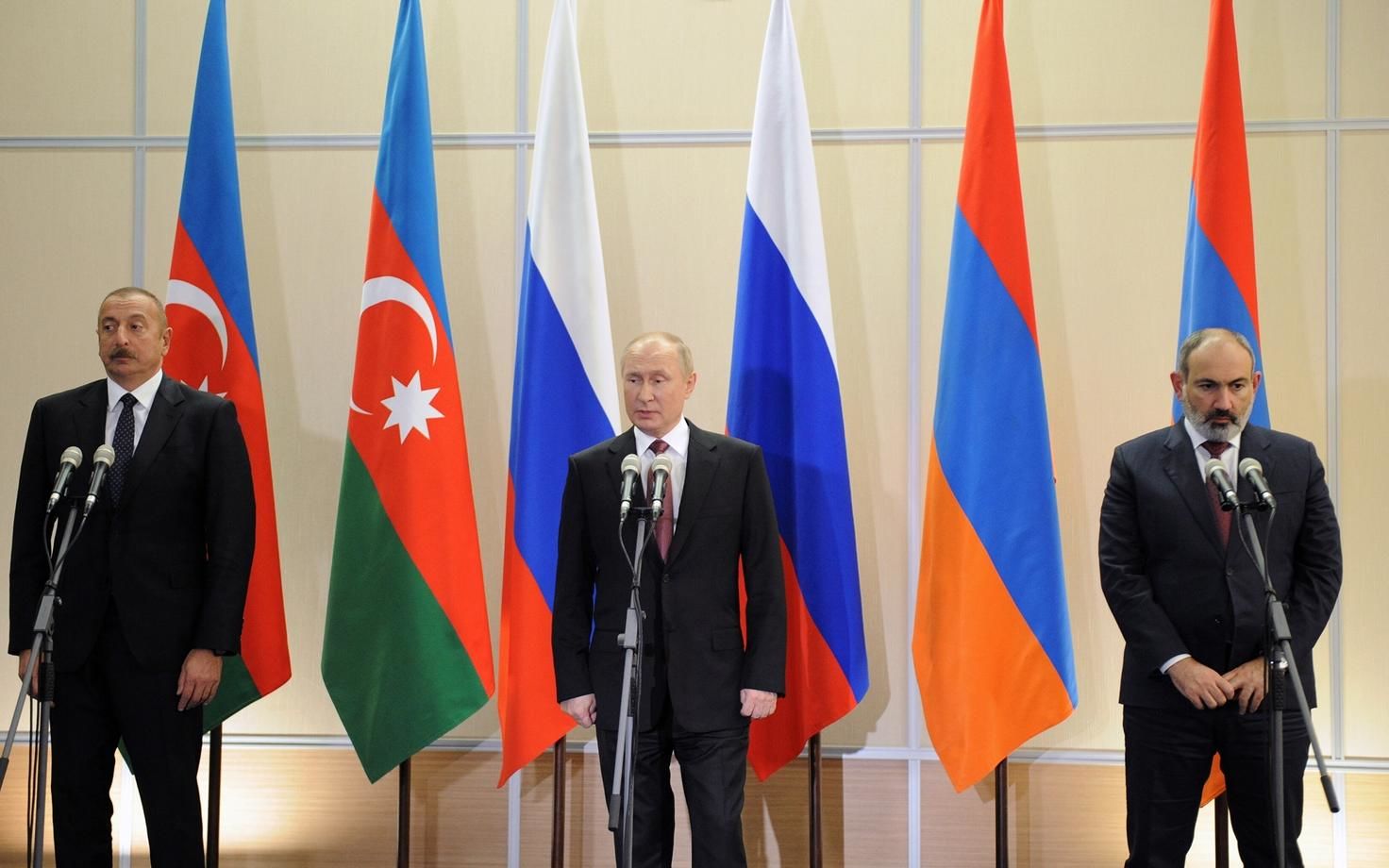 ​Пашинян предупредил о планах РФ присоединить Армению и Азербайджан к "Союзному государству" - СМИ