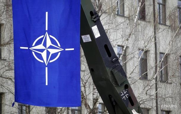 В НАТО назвали причину отказа Украине в членстве 