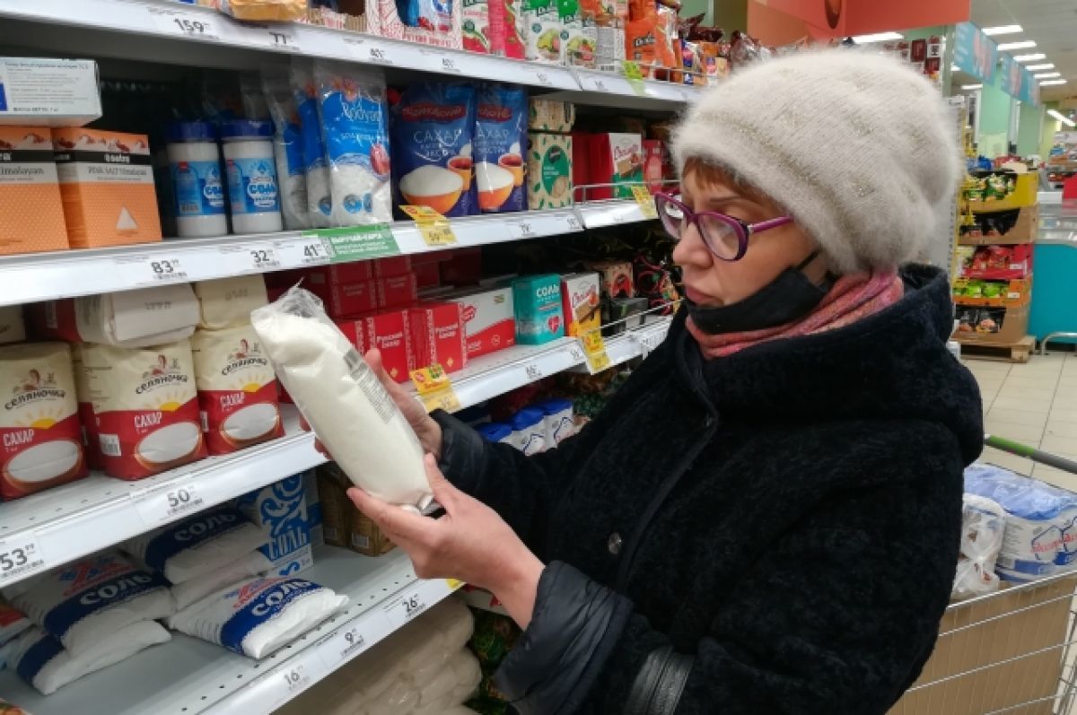 ​Россияне дерутся за сахар в магазине, а доллар с каждым днем дорожает