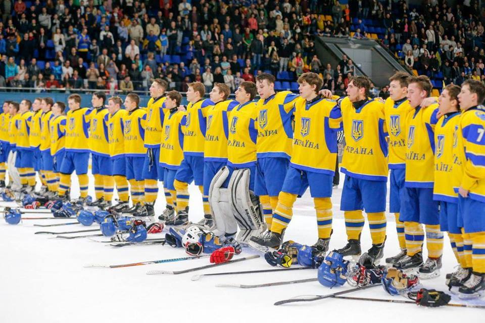 Так держать: украинская команда выиграла чемпионат мира по хоккею