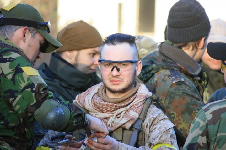 В Киеве неизвестный исполосовал ножом бойца ОУН Регора: пострадавшему нанесено 8 ножевых ранений - он в реанимации