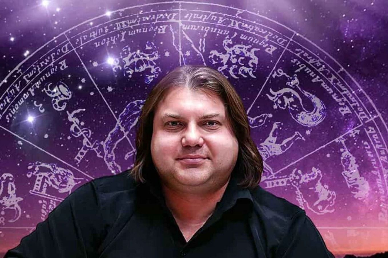 ​Что станет с Медведчуком и будет ли второй срок Зеленского: астролог Влад Росс дал ответы