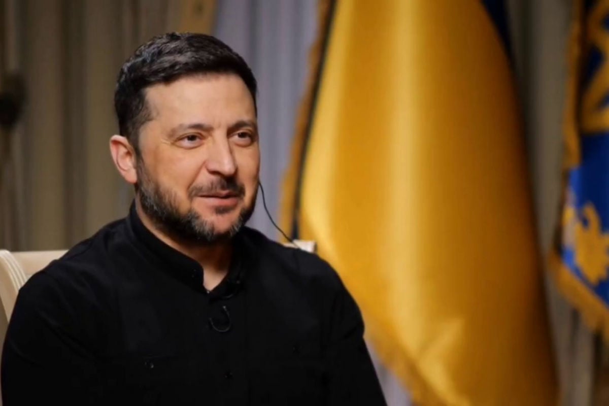Зеленский посмеялся над фейком Путина о "ядерных подарках" Британии и Франции