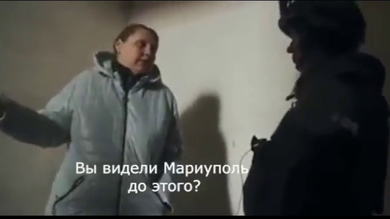 "А чиї кулі були?" – мешканка Маріуполя "наїхала" на пропагандистів, розповідаючи історію про лікарню №4