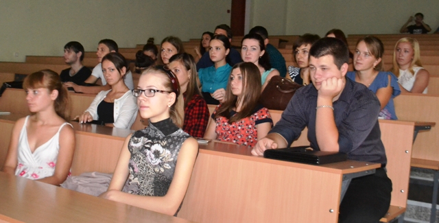 Студентам-переселенцам из Донбасса, обучающимся в харьковских вузах, не дают стипендий и мест в общежитиях