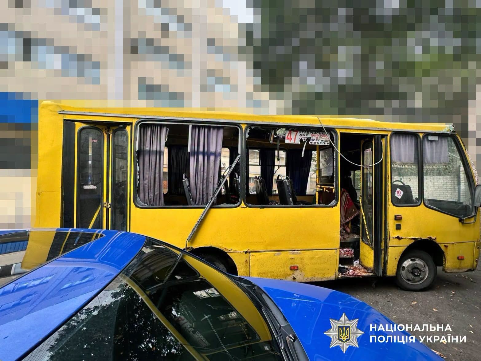 Зеленський назвав жорстоким "сафарі" удар російського дрона по маршрутці у Херсоні