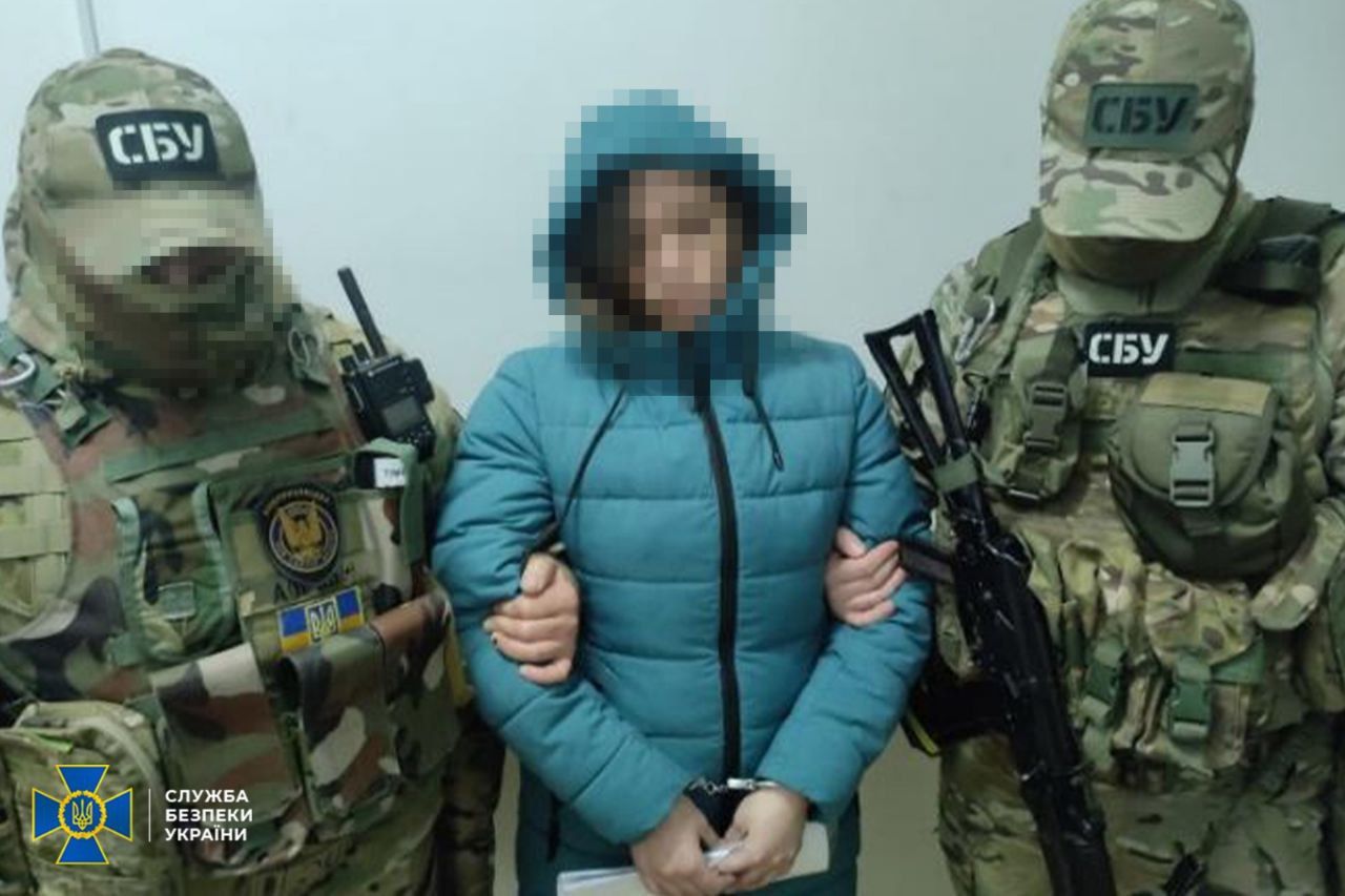 "Никто на тебя внимания и не обратит", – в Одессе СБУ задержала агента ГРУ, готовившую теракты