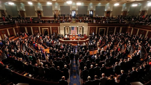 Facebook, Google и Twitter приглашены в Конгресс Соединенных Штатов на слушания по "российским делам"