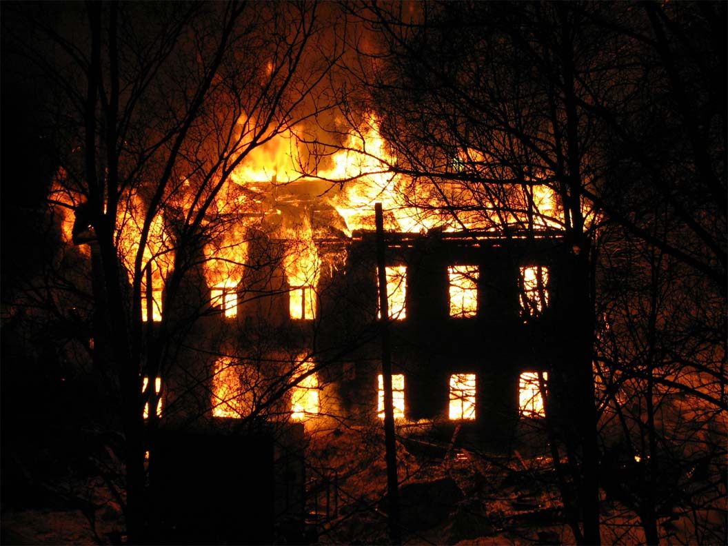 ​В Киеве произошел пожар в школе-интернате, есть пострадавшие