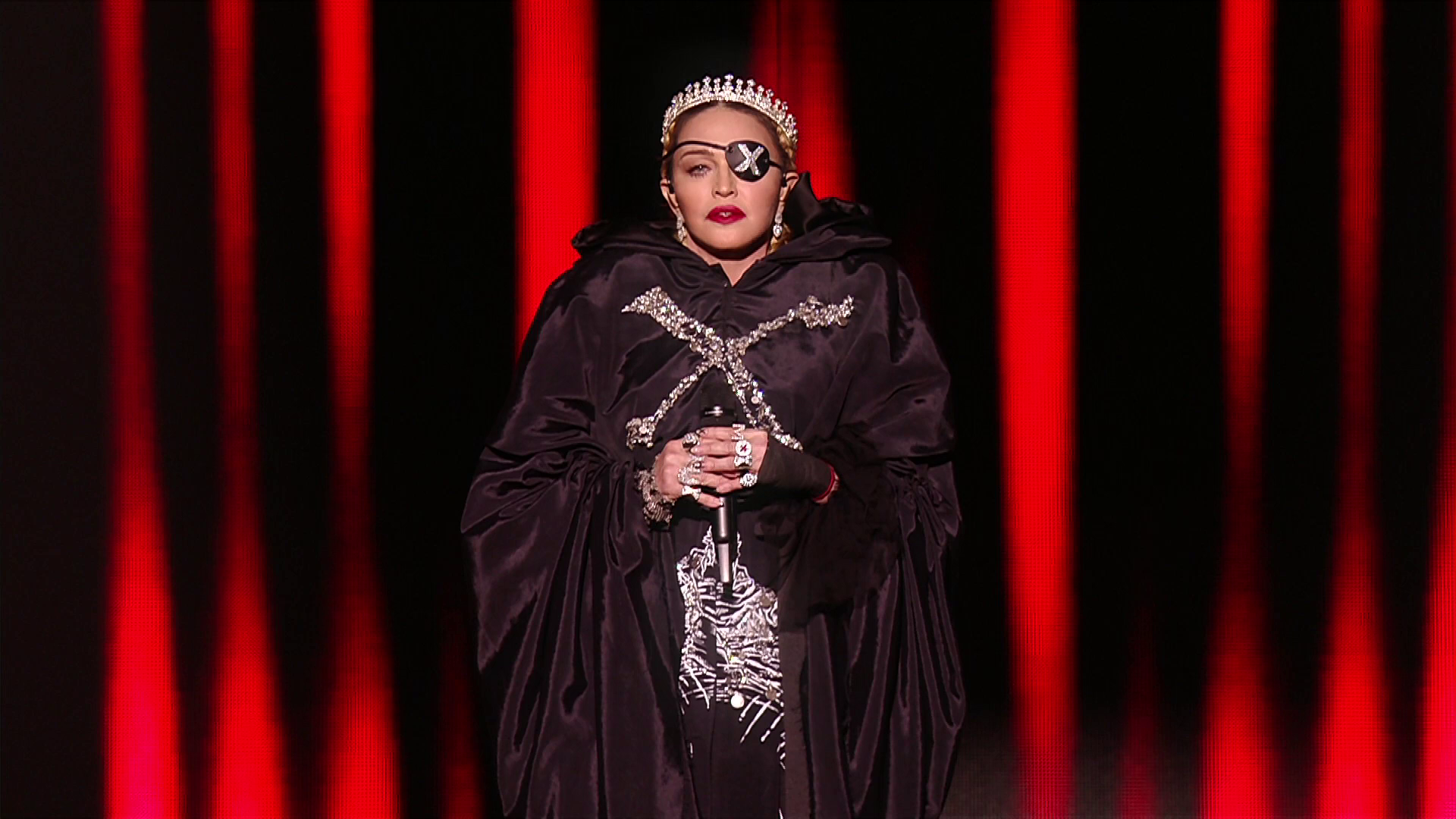 Мадонну поймали на лжи на "Евровидении-2019": королева поп-музыки разочаровала даже преданных поклонников – видео
