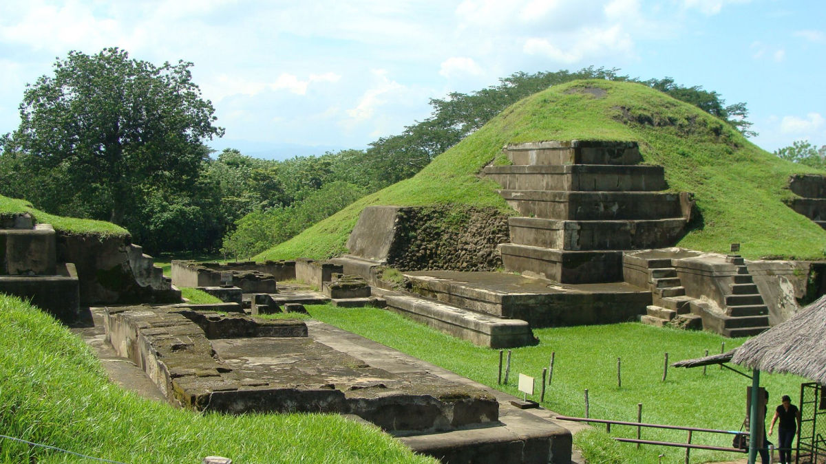 Невероятное открытие: в Центральной Америке обнаружены полтысячи скрытых комплексов древних майя