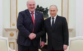 ​Путин у Лукашенко согласился с необходимостью возврата к проекту Стамбульского договора с Киевом