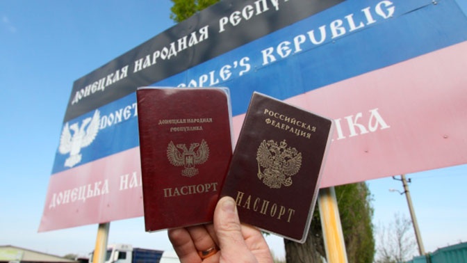 Житель Донецка о выдаче российских паспортов: "Это конец, Путин даже не понял, что он сделал на самом деле"