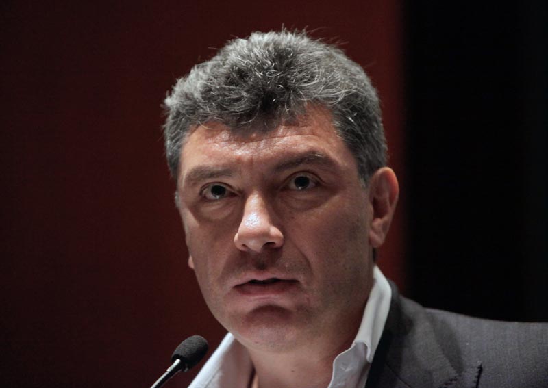 Российское следствие не исключает в убийстве Немцова мотив ревности: политик был не один
