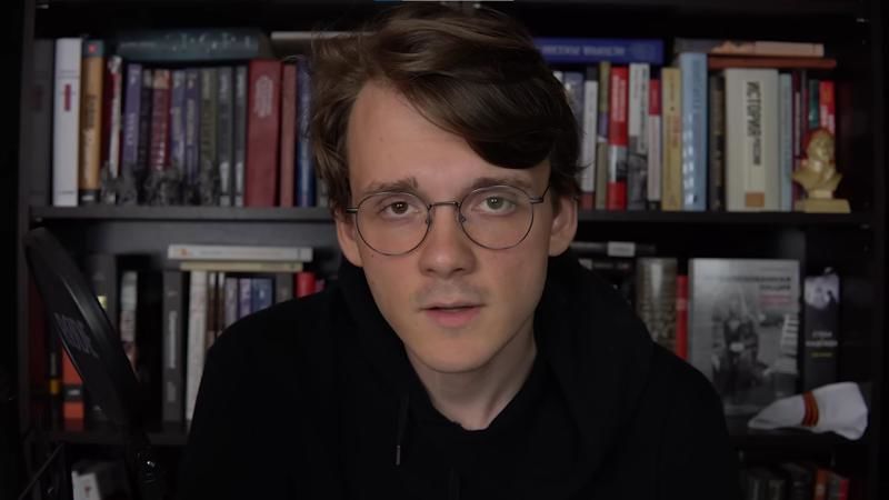 В России проверяют блогера на "терроризм" из-за его фильма "Обыкновенная денацификация"