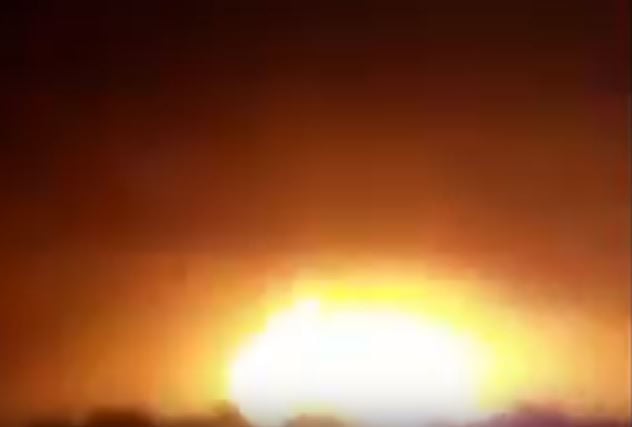 ​В Сети появилось видео взрыва убившего 20 иранских военных удара ЦАХАЛ по базе союзника Асада в сирийском Алеппо 