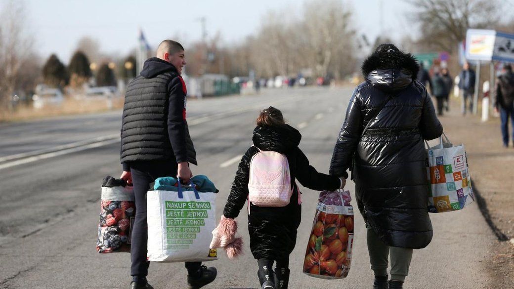 С 1 января переселенцы в Украине перестанут получать выплаты: кому откажут в помощи