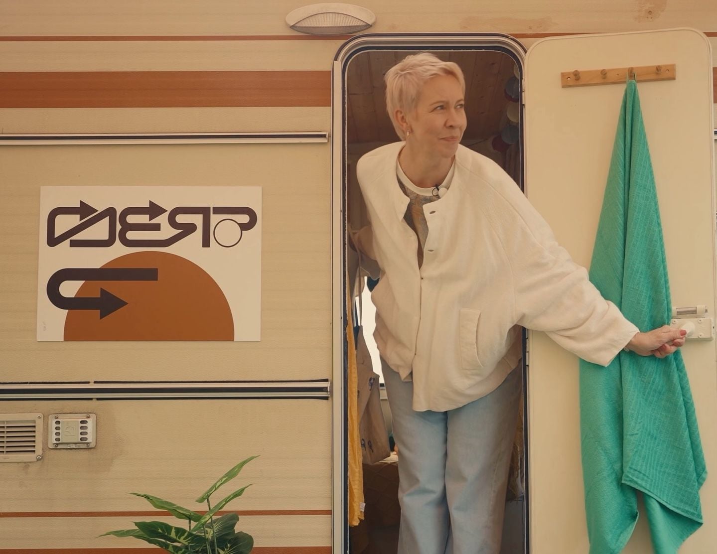 "Люди замерзают", – актриса Татьяна Лазарева пытается помочь украинцам после российского террора