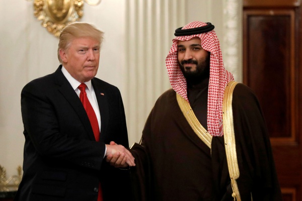 Сделка США и Саудовской Аравии сбила цены на нефть: в Москве готовятся к коллапсу российской экономики 