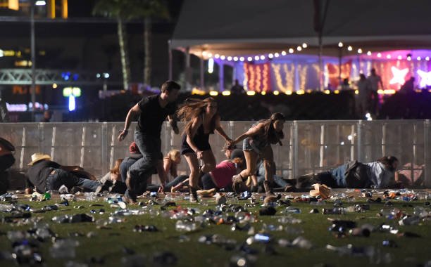 ​В ИГИЛ признались: массовая бойня в американском Лас-Вегасе на кантри-фестивале - дело их рук. Кадры