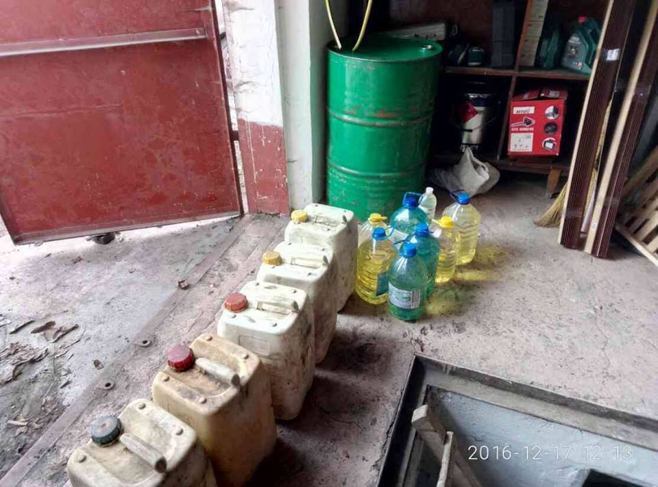 Консервы, тушенка и бензин: в Одесской области обнаружили нечистых на руку пограничников