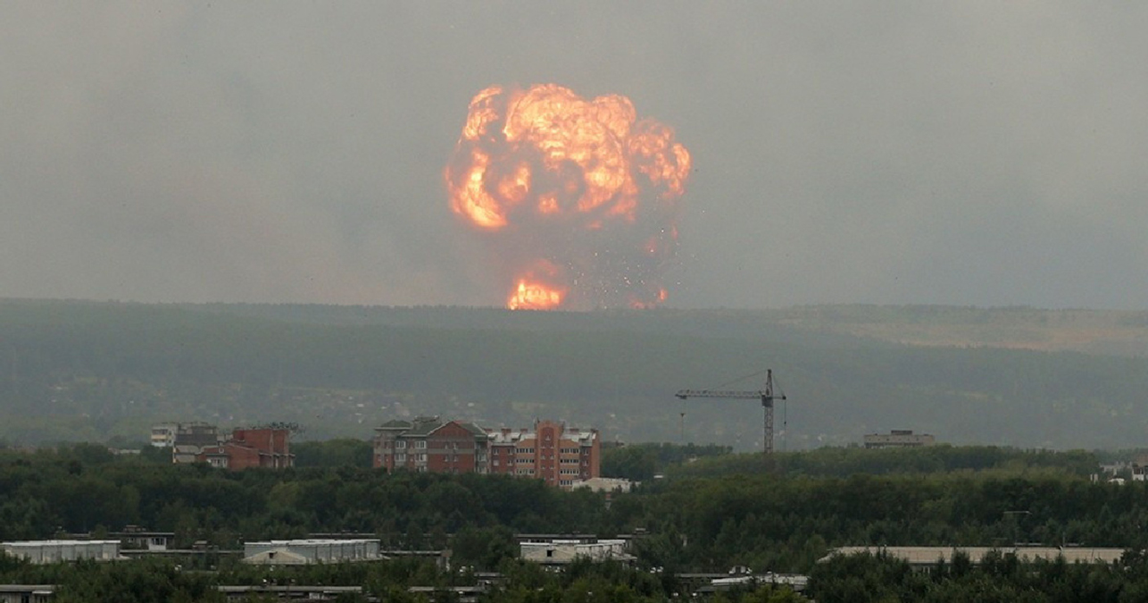 Названа причина взрывов на складе боеприпасов в Ачинске: появилась официальная версия Минобороны РФ