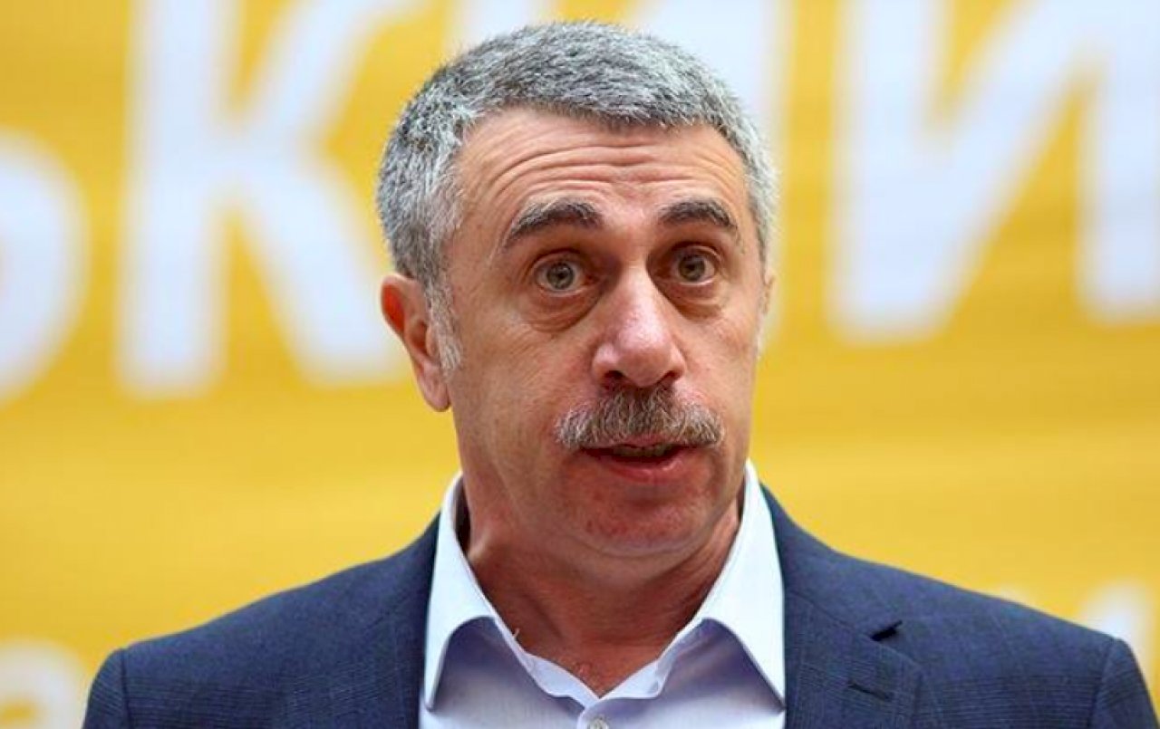 Комаровский о жаропонижающих: что делать если малыш вялый, не пьет, а в комнате сухо и жарко