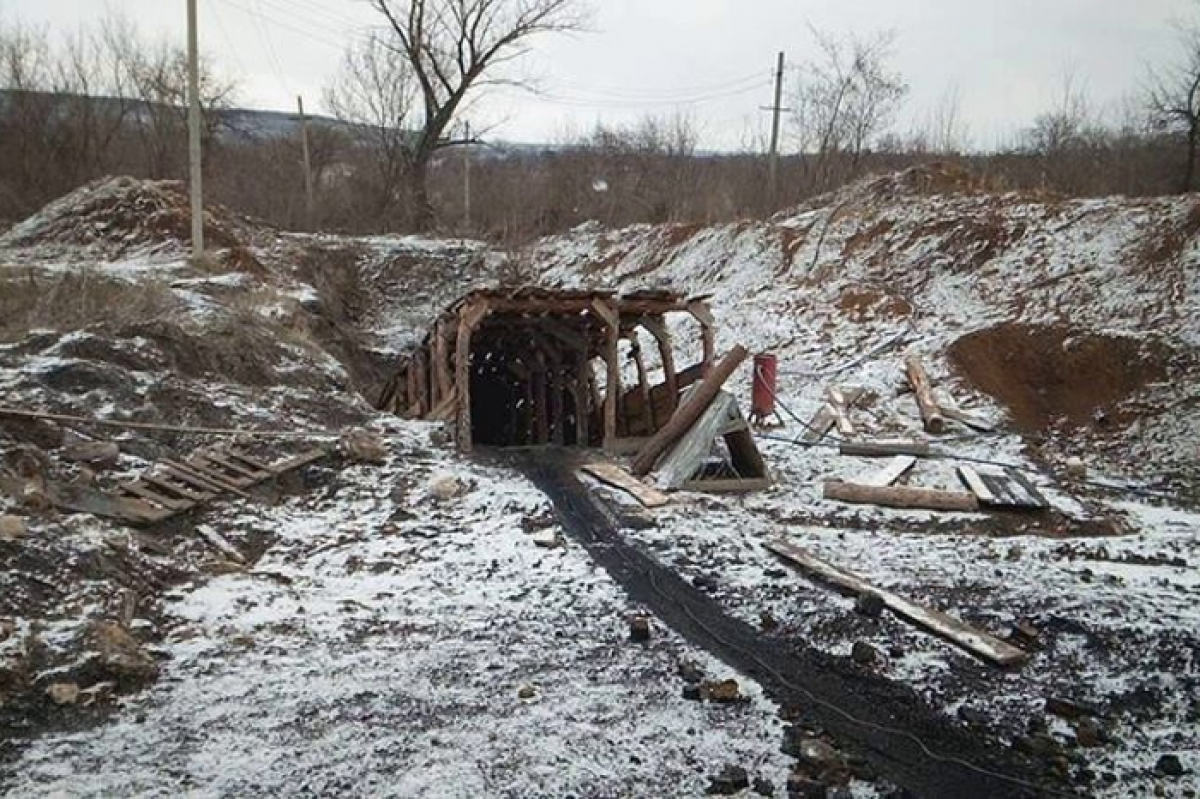 ​На Донбассе под захваченным Шахтерском взорвалась шахта, есть погибшие - первые подробности