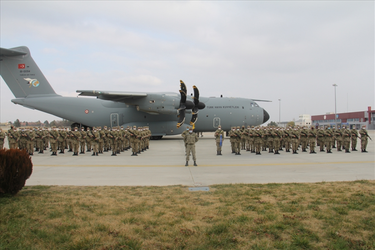 ​Сотни военных Турции в полной боевой готовности отправляются в Карабах - предстоит важная миссия