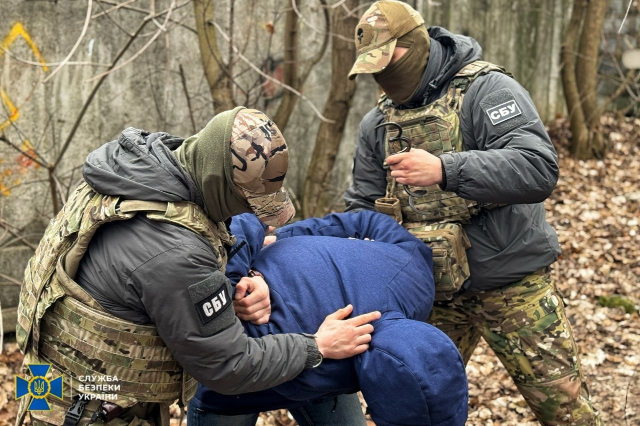 Затримано двох зрадників: сприяли обстрілу Слов’янська та Краматорська для армії РФ – СБУ