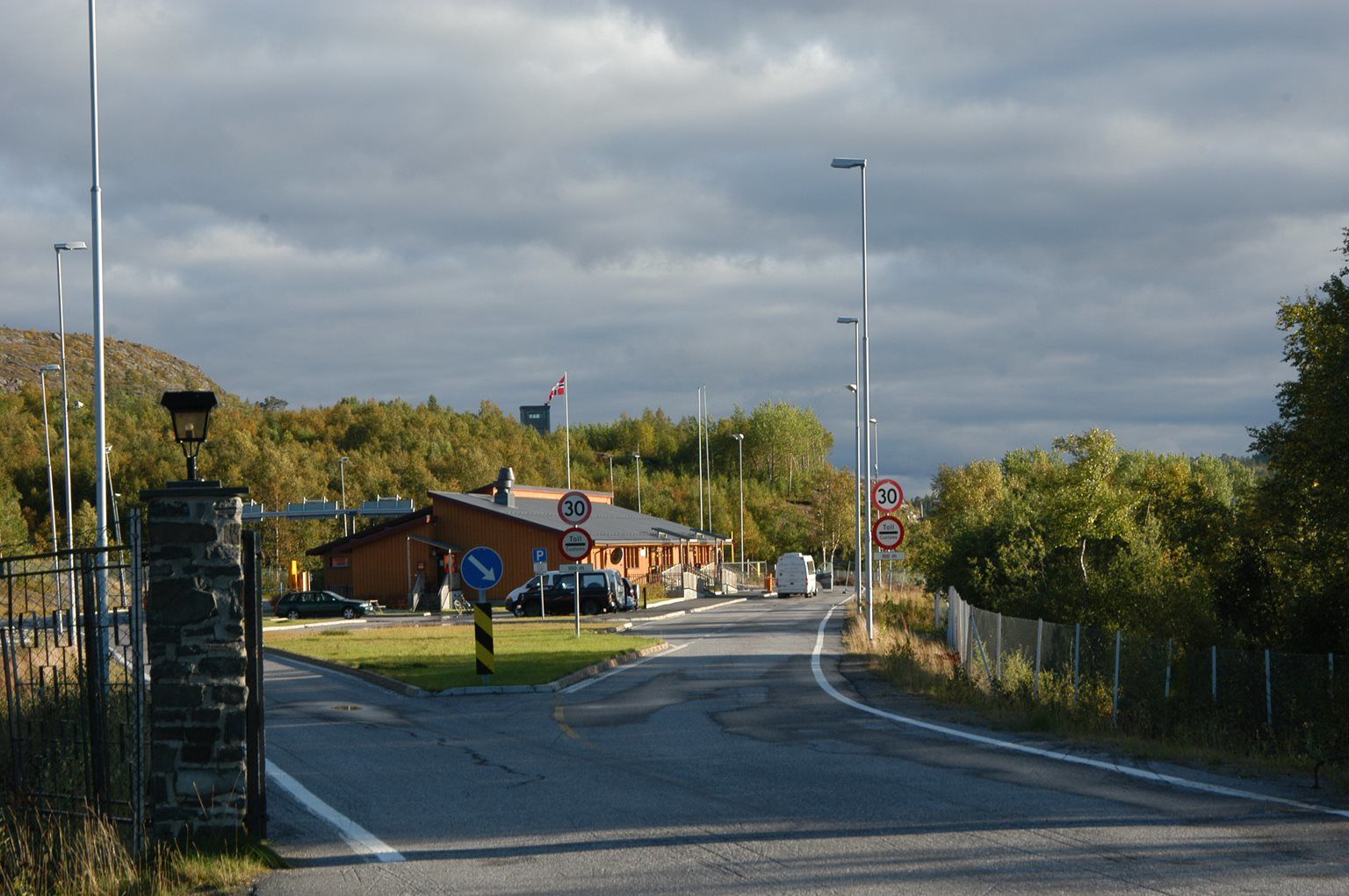​Действовать на опережение: власти Норвегии и Эстонии готовы закрыть границу с РФ