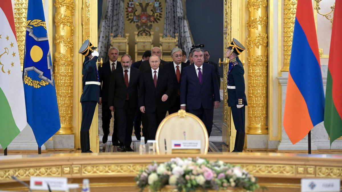 Токаев и другие лидеры Азии бросили вызов Путину после поражений армии РФ в Украине - WP