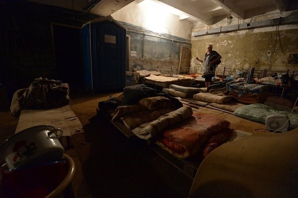 Жители Горловки: бомбоубежища в жару превратились в адские ловушки