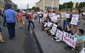 ​Эксперт: парад 24 августа подталкивает Порошенко к авантюрным операциям и неоправданным жертвам в зоне АТО