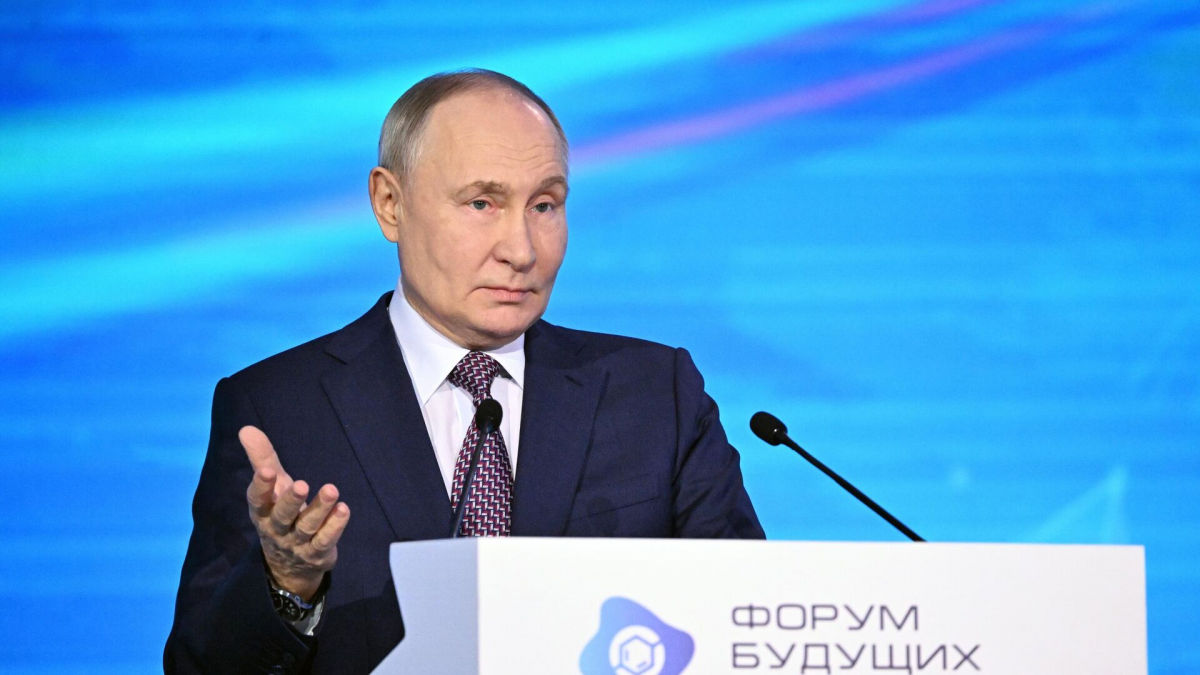 Услід за Трампом Путін також порушив тему виборів в Україні, озвучивши свій рейтинг