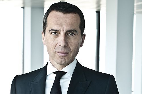 Канцлер Австрии решительно против Турции в ЕС