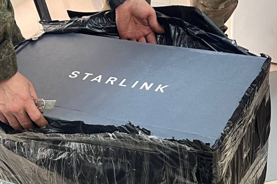 ​"Откатимся в прошлый век", - Z-блогер признался, что армия РФ держится только на Starlink и Telegram