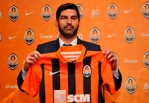 Новый наставник донецкого "Шахтера" рассказал, на что тратит деньги оштрафованных игроков