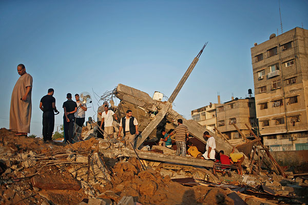 Израиль готов прекратить огонь в секторе Газа, ХАМАС согласия на мирную инициативу не дал