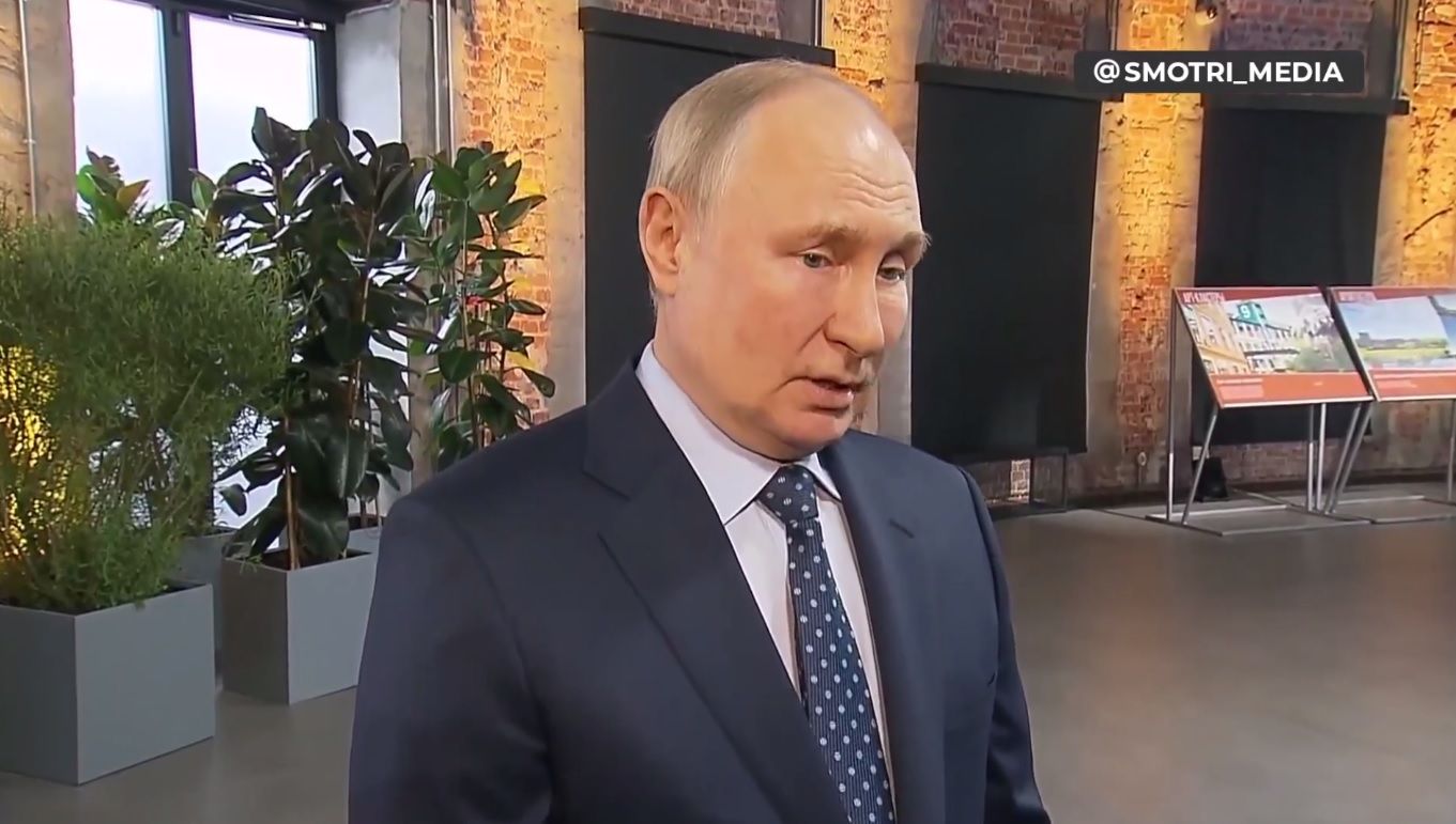 Растерянный Путин выступил с заявлением после атаки дронов на Москву: появилось видео